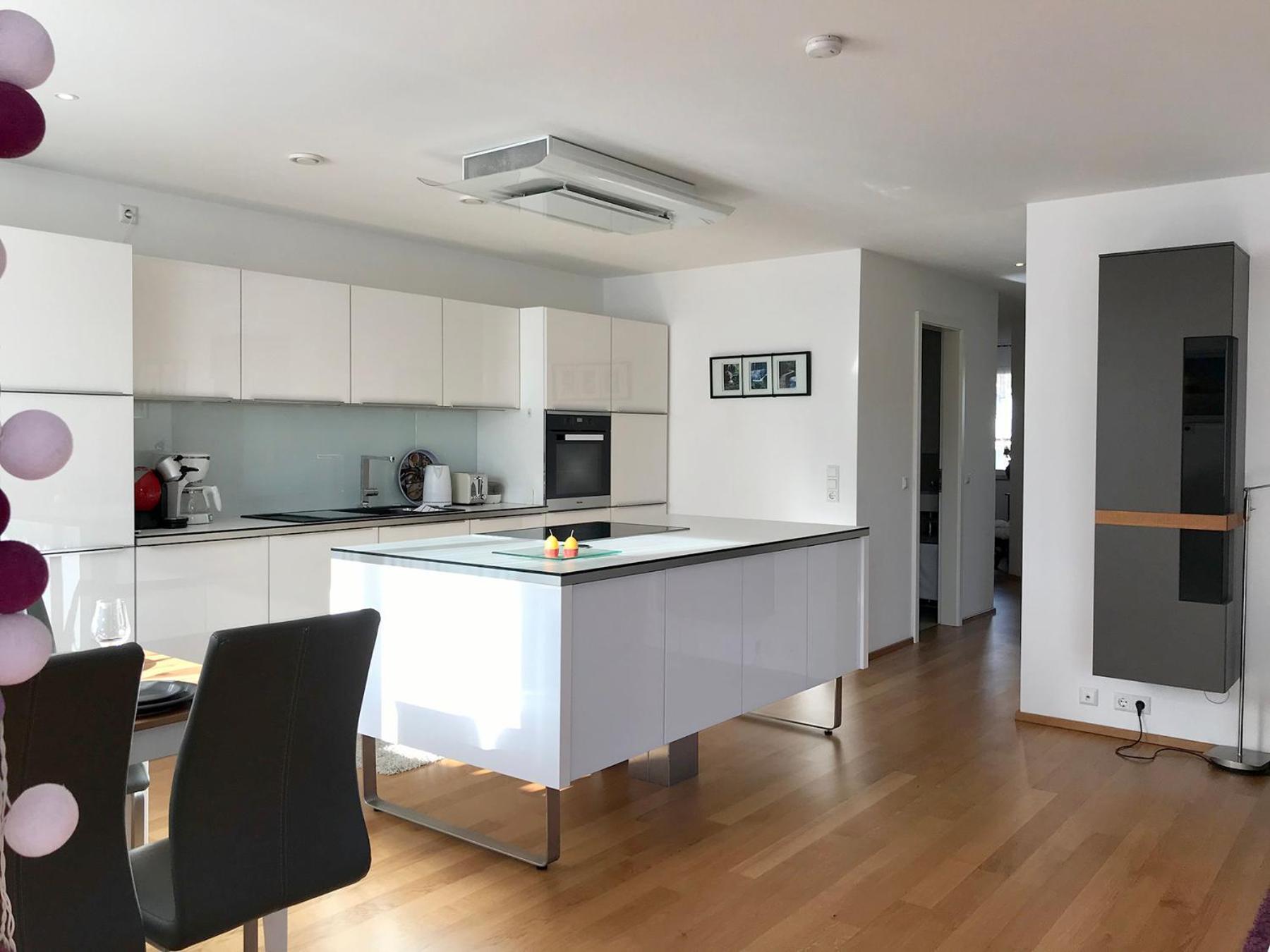 Ferienwohnung Central 1St Floor - Hochwertige Wohnung Mit Balkon Und Aufzug Линдау Экстерьер фото