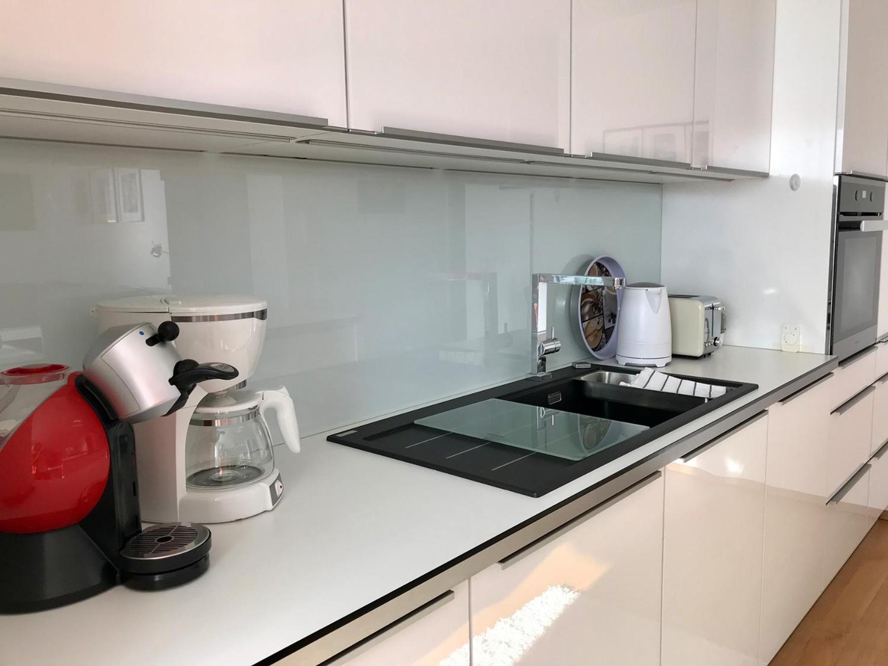 Ferienwohnung Central 1St Floor - Hochwertige Wohnung Mit Balkon Und Aufzug Линдау Экстерьер фото